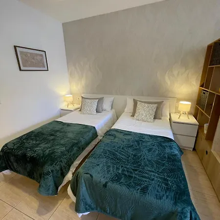 Elide Διαμέρισμα